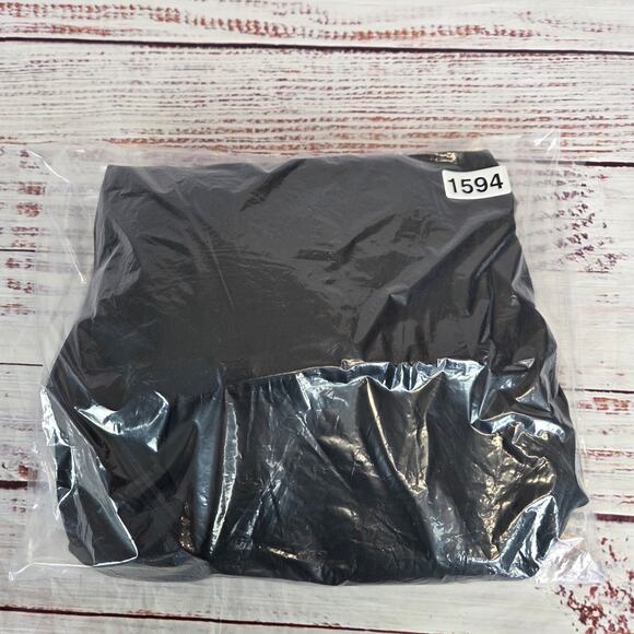 Trina Turk Zeal Off the Shoulder Cape Dress Size 6 Black Crepe Glam Lux Event - Picture 16 of 16